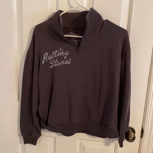 Rolling Stones Cropped Half Zip - size medium